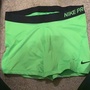 Nike Pro